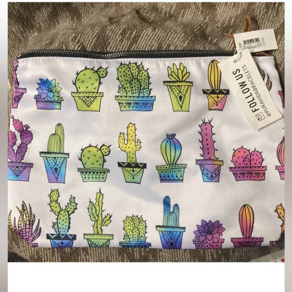 Pura Vida Multicolor Cactus Cosmetic clutch